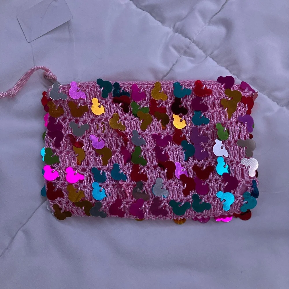 Disney Lightweight Sequins Pouch - Picture 1 of 4